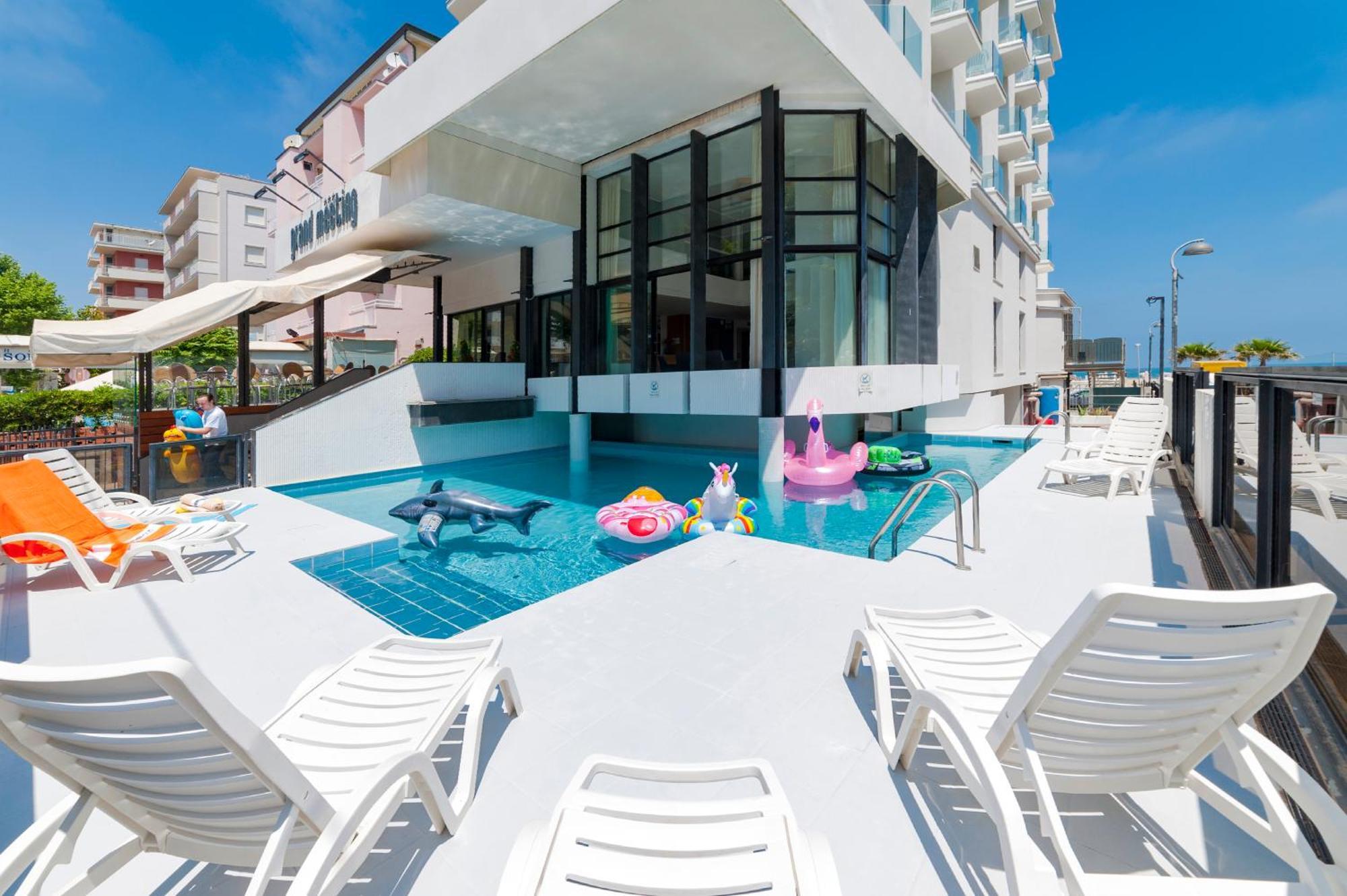 Grand Meeting Hotel Rimini Exterior photo